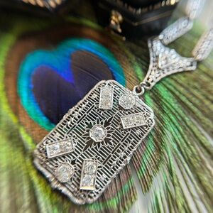 Antique Art Deco Platinum Diamond Necklace